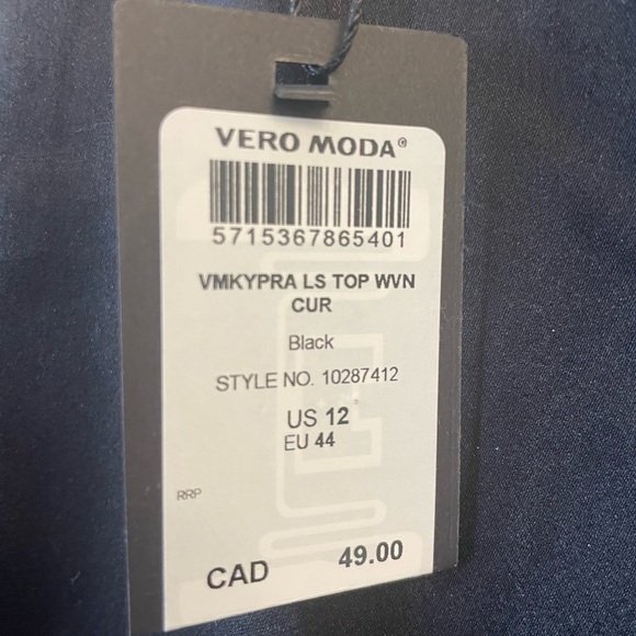 Brand new Vero Modo black blouse- size 12 - Picture 2 of 3